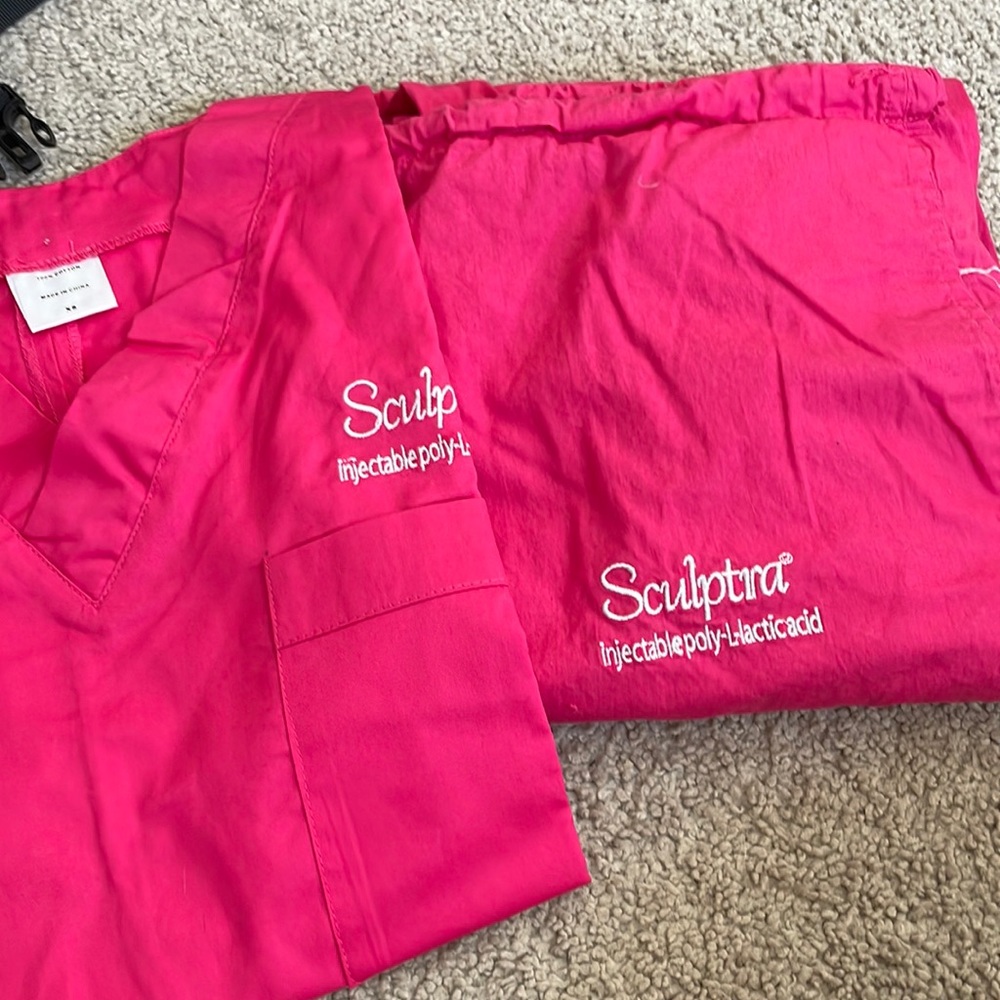 Sculpta scrubs